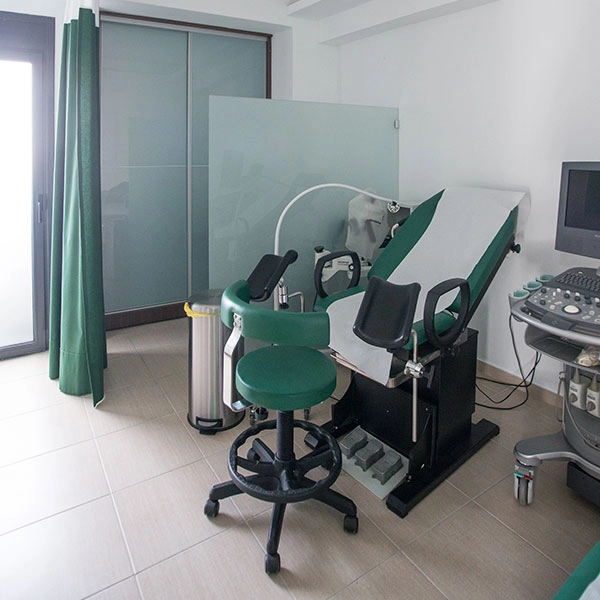 IOAKEIMIDOU_CHRISTINA_Examination_Chair